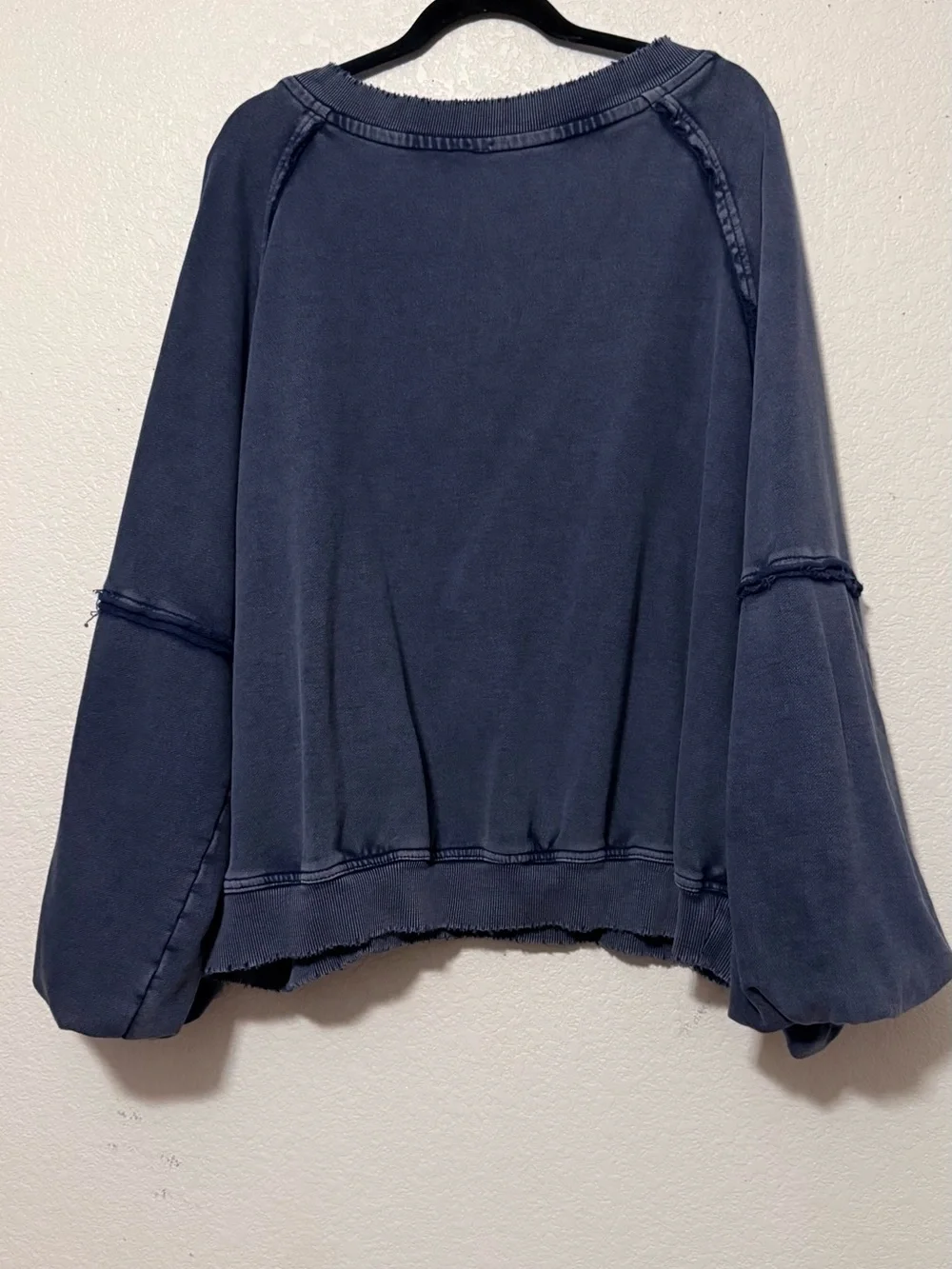 Free People Navy Raw-Edge Relaxed Pullover Sweatshirt